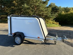Euroline 210 cargotrailer m/tagstativ